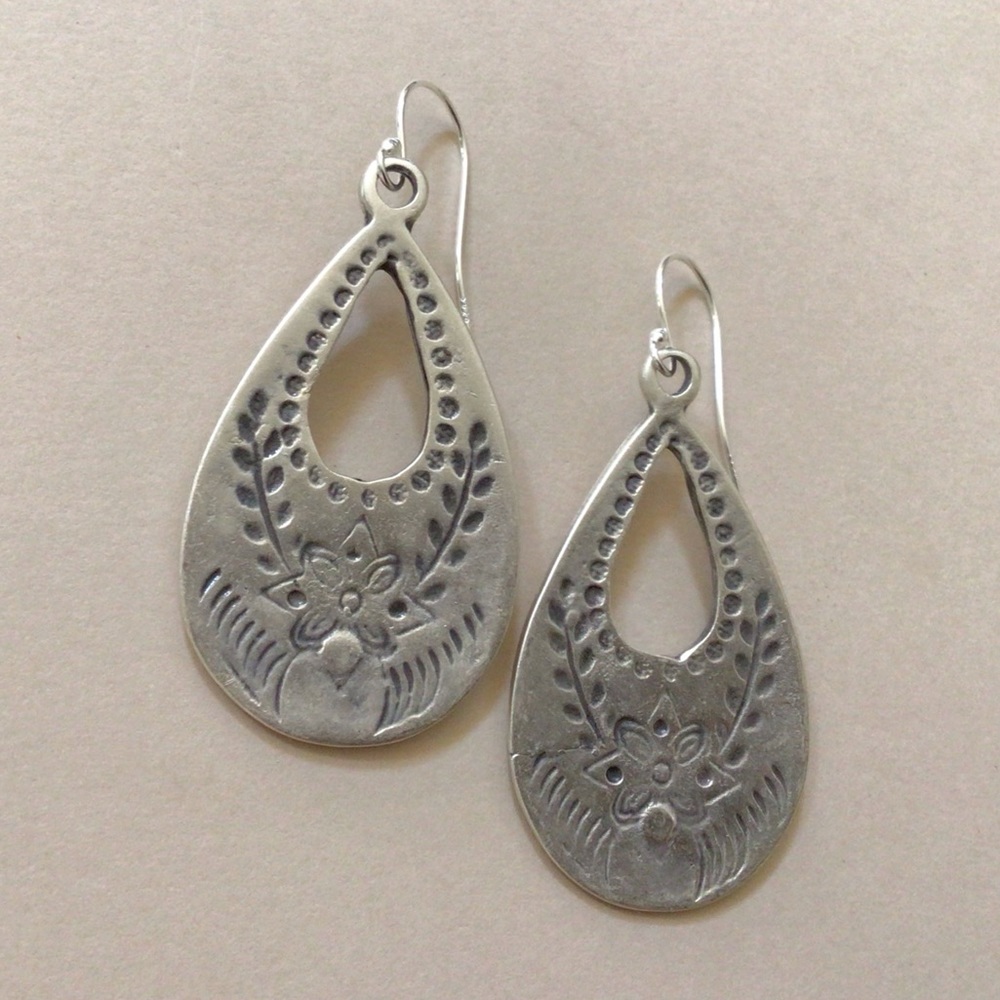 Sundance Stamped Silver Floral Teardrop Drop Earrings in Silver - Picture 7 of 11